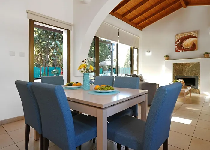 Villa Anthia - 2Bed With Large Pool