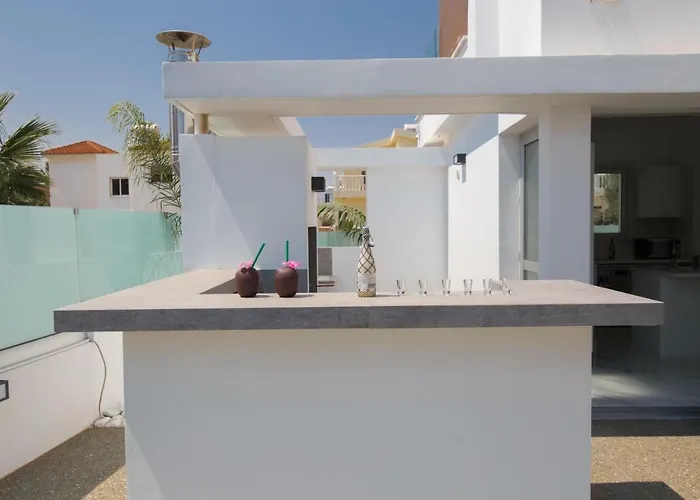 Villa Lynn Boutique Beachfront